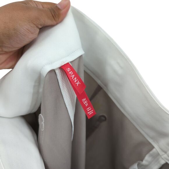 Spanx Women 2x Plus On The Go Cropped Wide Leg Pants Classic White 20479R FLAWS - Picture 6 of 12